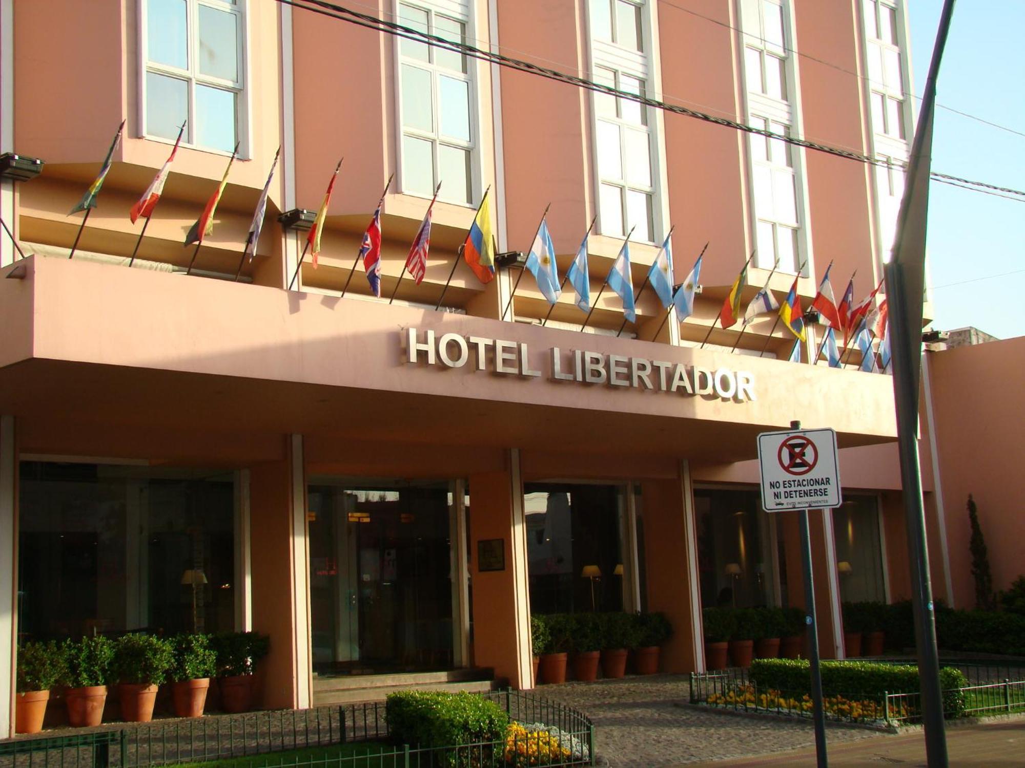 Hotel Libertador Тандил Екстериор снимка