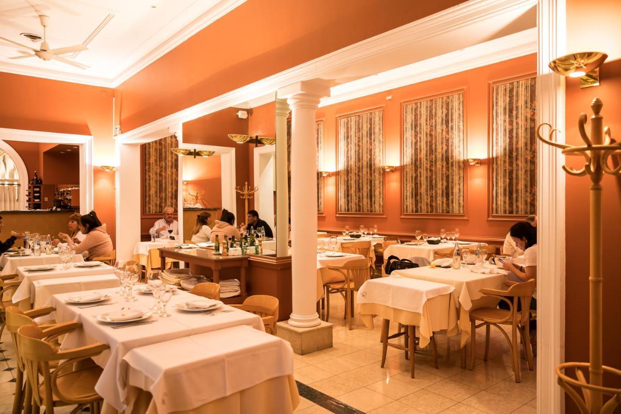 Hotel Libertador Тандил Екстериор снимка