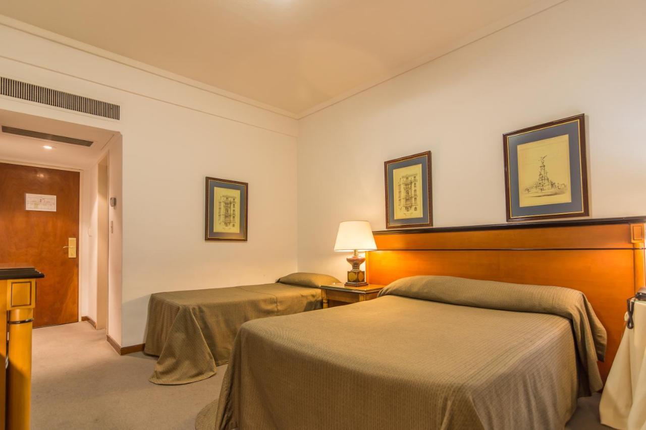 Hotel Libertador Тандил Екстериор снимка