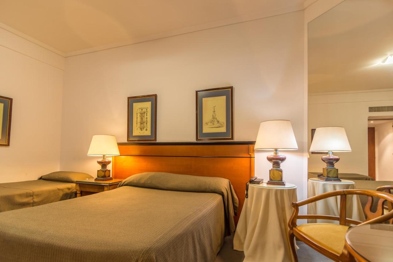 Hotel Libertador Тандил Екстериор снимка